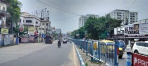অদক্ষ হাতে রাস্তা মেরামত কলকাতায়